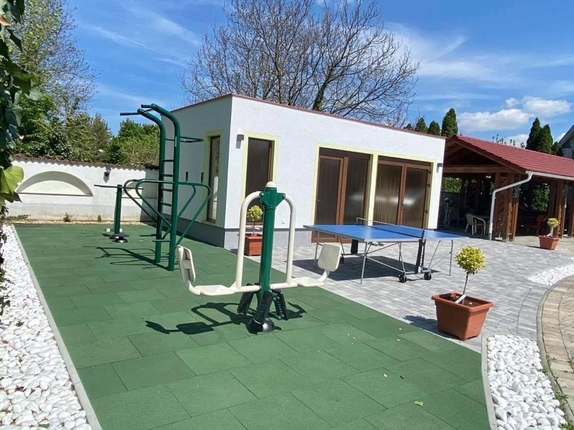 Bajor Panzio Buek-Buekfuerdo, Adults Friendly 12 Plus 외부 사진