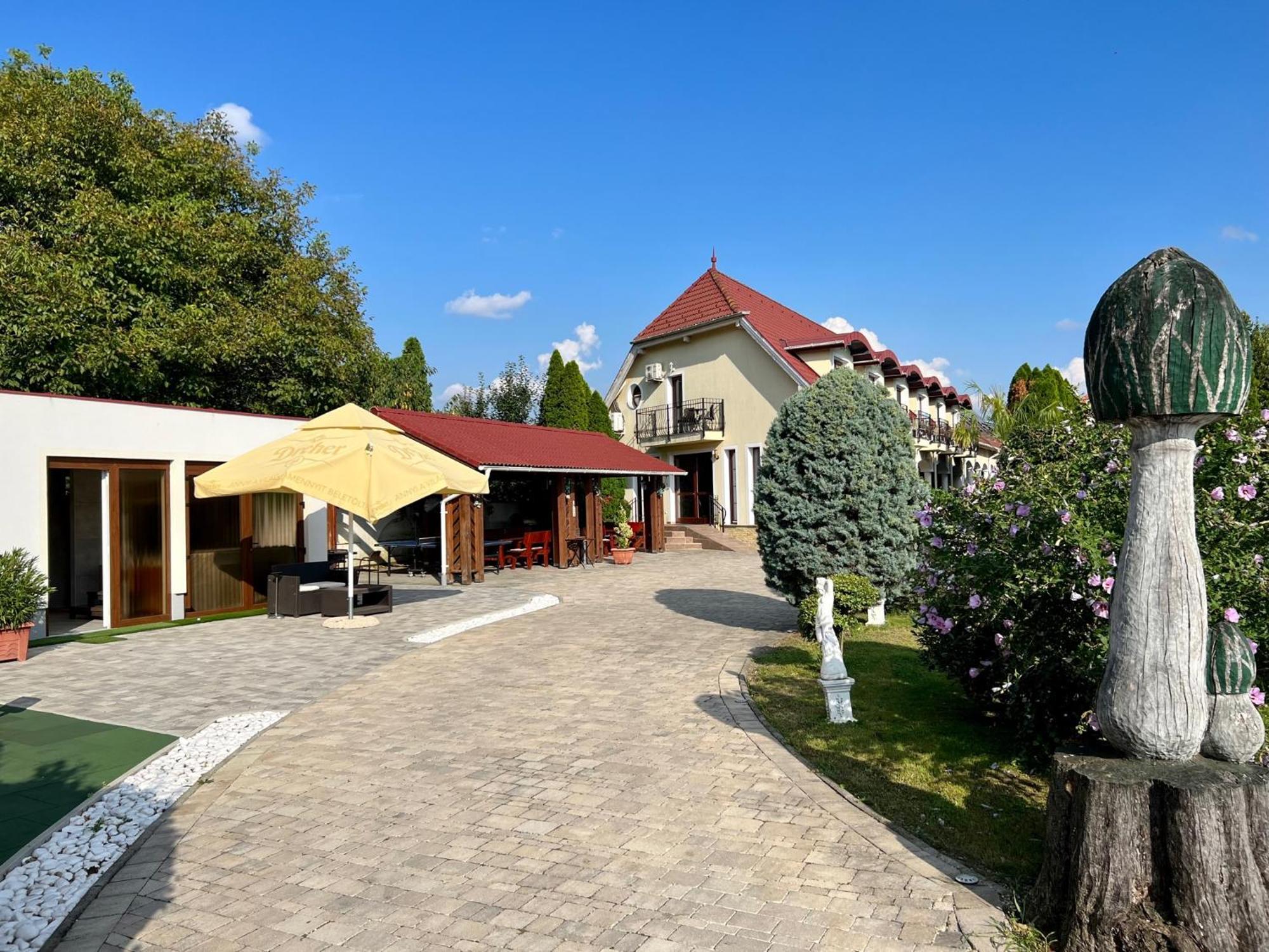 Bajor Panzio Buek-Buekfuerdo, Adults Friendly 12 Plus 외부 사진