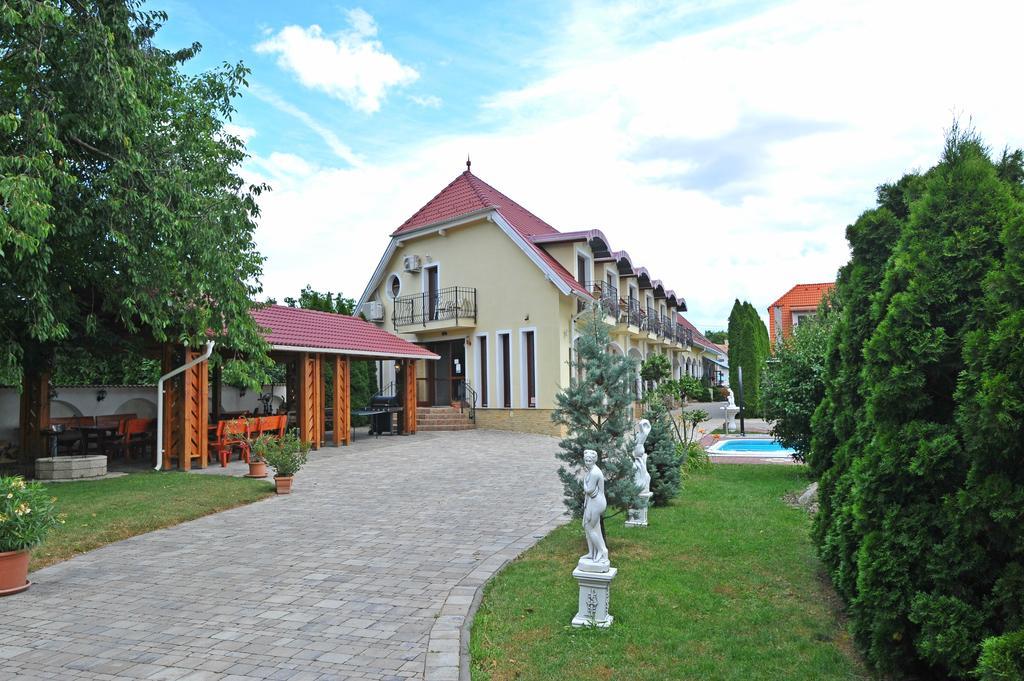 Bajor Panzio Buek-Buekfuerdo, Adults Friendly 12 Plus 외부 사진