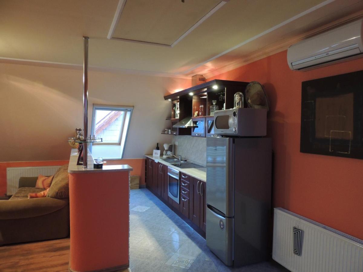 Bajor Panzio Buek-Buekfuerdo, Adults Friendly 12 Plus 외부 사진